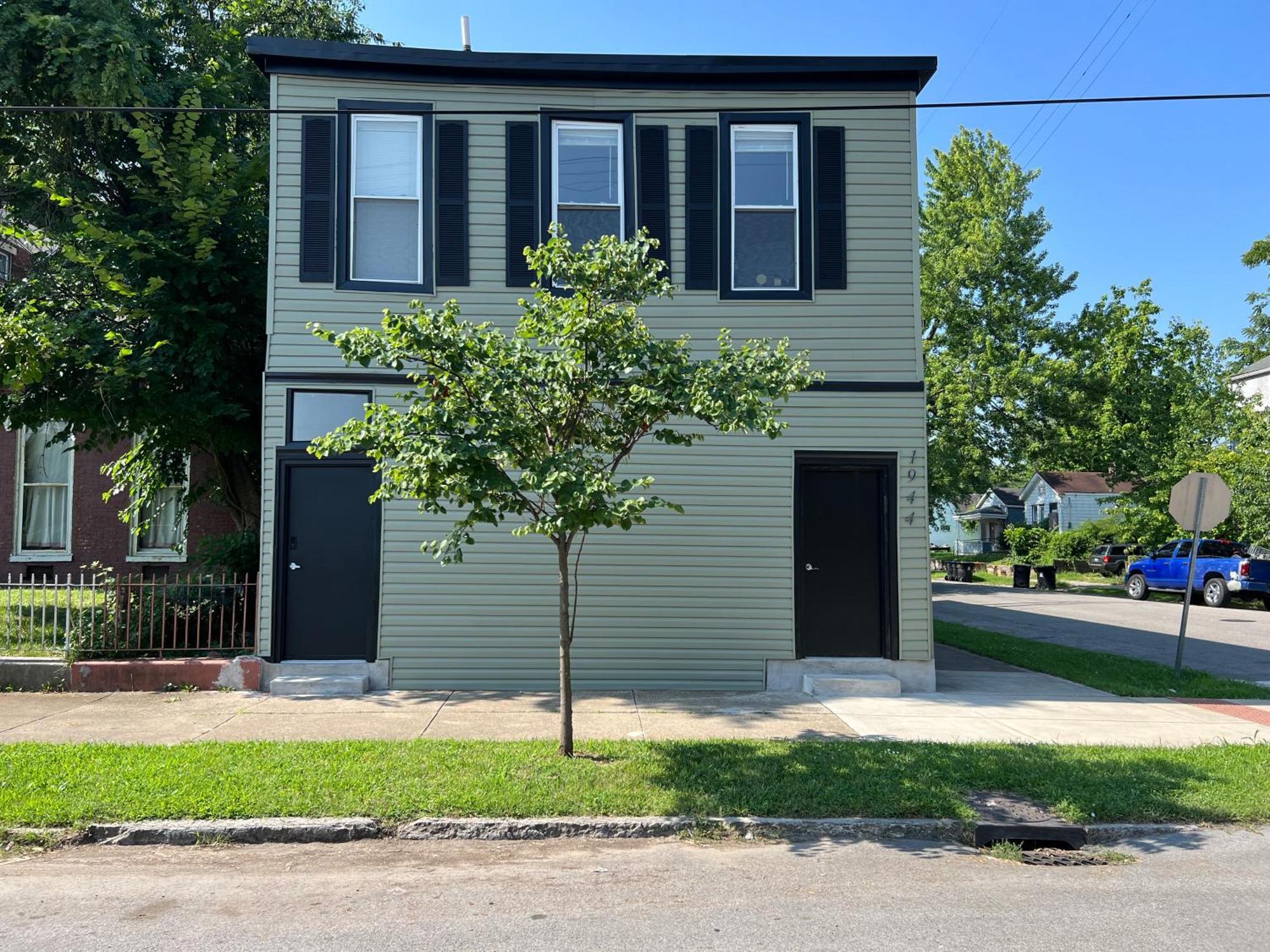 2 Lofts Downtown Louisville One Theater Room Exterior foto